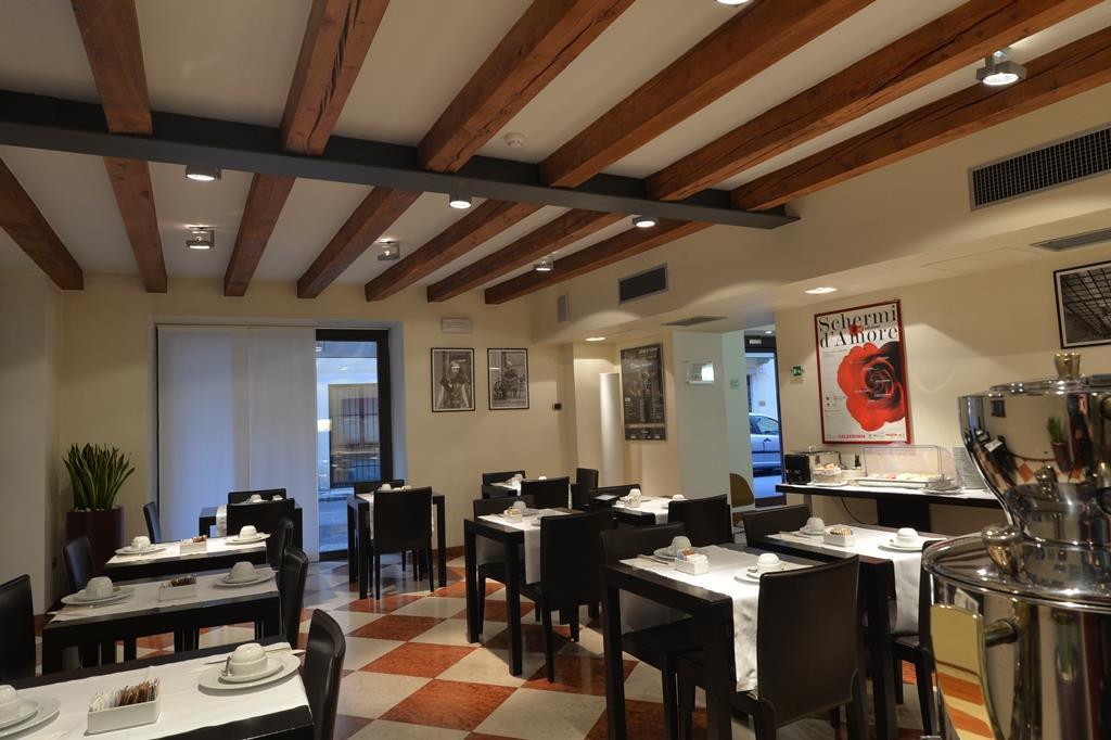 Best Western Hotel Armando Verona Exterior photo