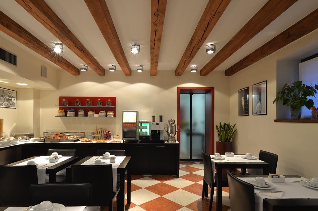Best Western Hotel Armando Verona Exterior photo